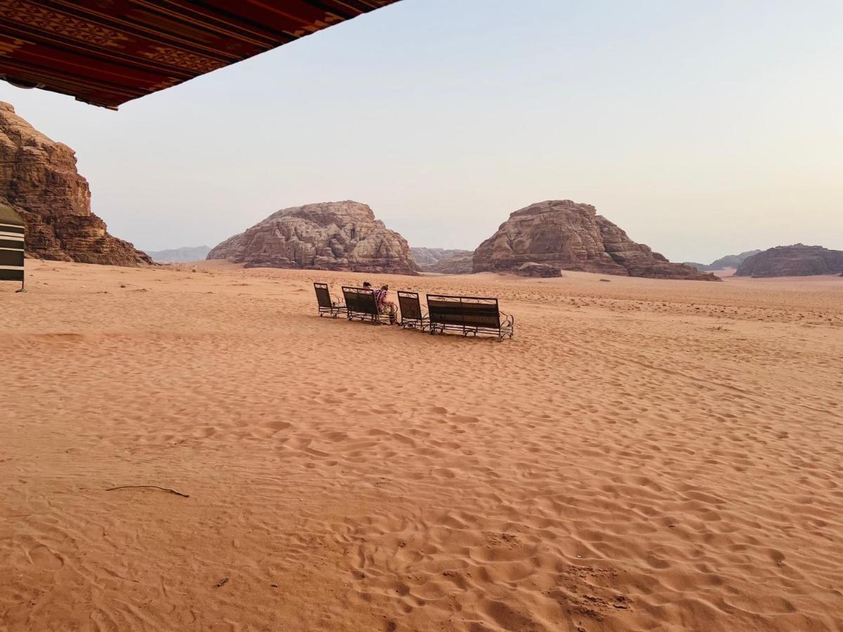 Bedouin Host Camp& With Tour Hotel Wadi Rum Exterior foto