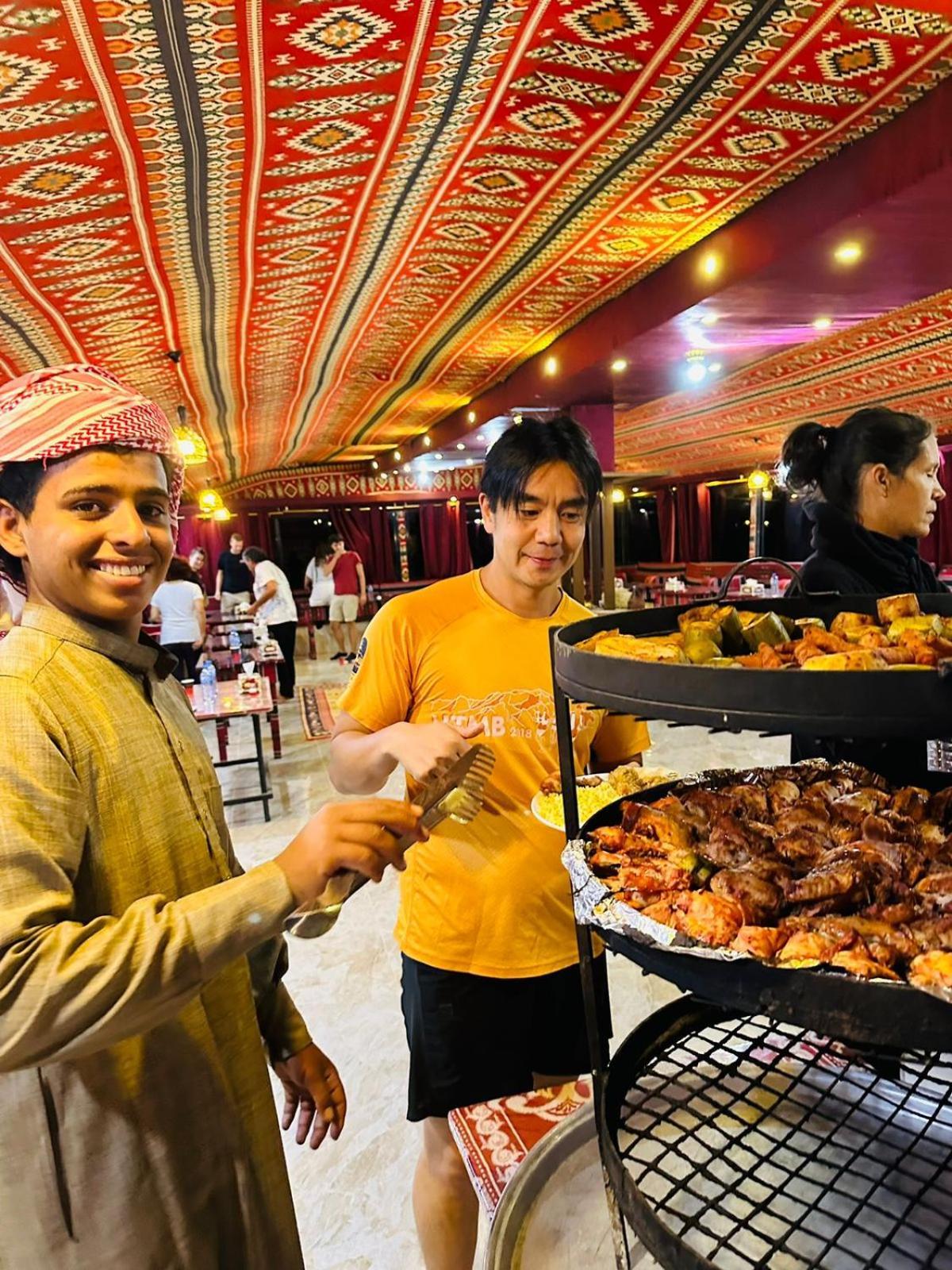 Bedouin Host Camp& With Tour Hotel Wadi Rum Exterior foto